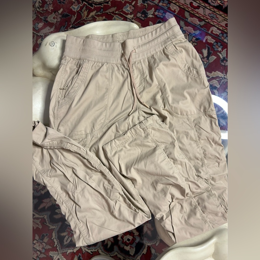 Hiking pants size medium